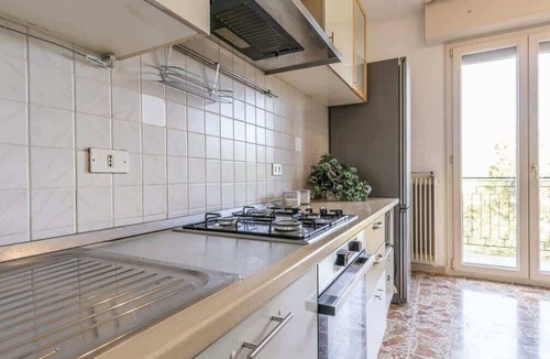 Crocetta-San Lazzaro-Modena Est Condo | Casa della Musica - Sax - Affitti Brevi Italia