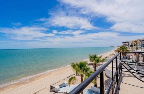 Villas de Las Palmas House | Casa Dos Pisos - Combined 2-Unit Beachfront House San Felipe Baja California