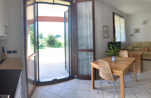 Vignola Apartment | Casa immersa nella natura