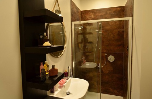 Vignola House | Casa Jireh B&B - everything