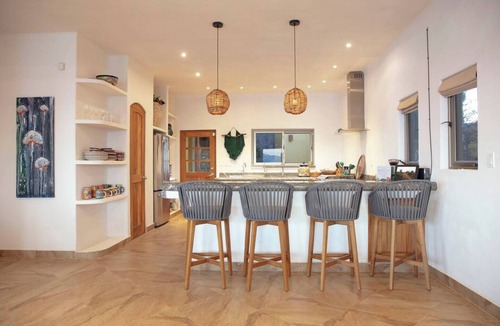 El Sargento House | Casa Kalalita – 5 BDR Oceanfront Retreat in El Sargento with Casita