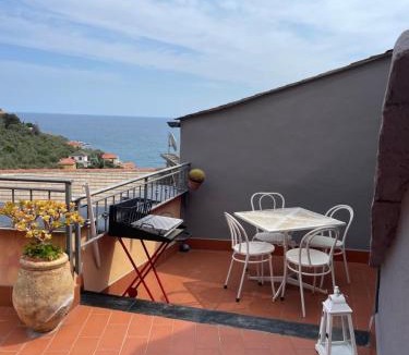 Cervo Apartment | Casa Maria Terrazza sul mare con vista panoramica a Cervo