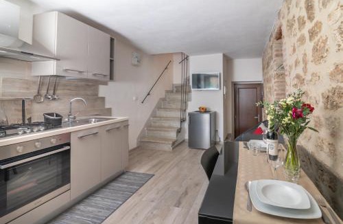 Colle di Val d'Elsa Apartment | Casa per la Costa