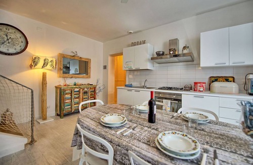 San Vincenzo Apartment | Casa Riva - Seafront apartment