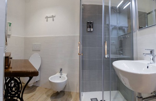 Cisano sul Neva Bed & Breakfast | Casa Rosso-le cantine