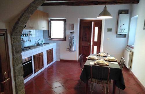 Quota House | CASA SANDRO-Apartment within a medieval hamlet The houses of Quota