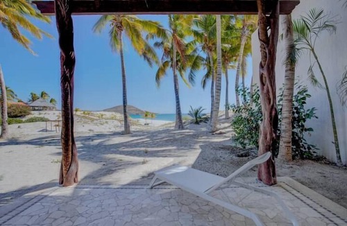 Ensenada Los Muertos Villa | Casa Sueños: Oceanfront luxurious 5 beds 4 bathrooms villa