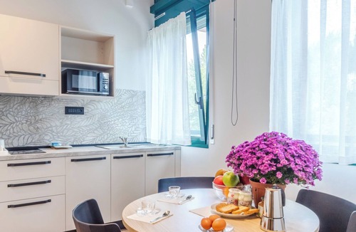 San Donato Apartment | Casa Temporanea