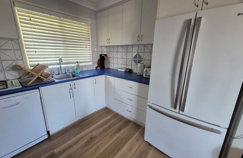 Catalina House | Catalina Coastal Getaway/Family friendly home