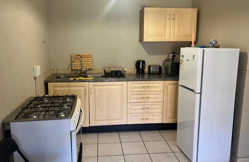 Madeteleli House | Cave view Cottages