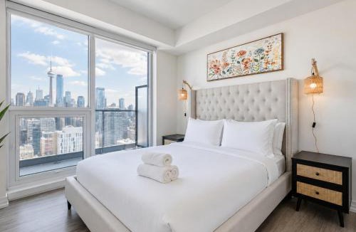 Garden District Apartment | Central 2BR Suite with Queen Beds - DT