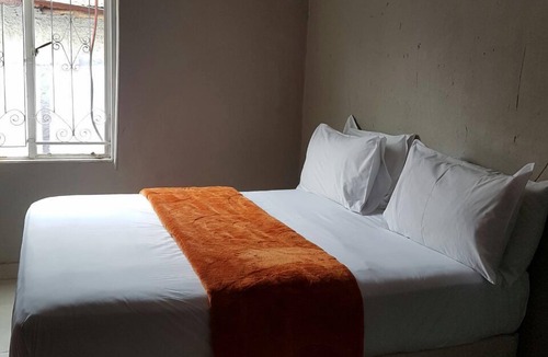 Houghton Estate Hotel | Central Lodge Hotels