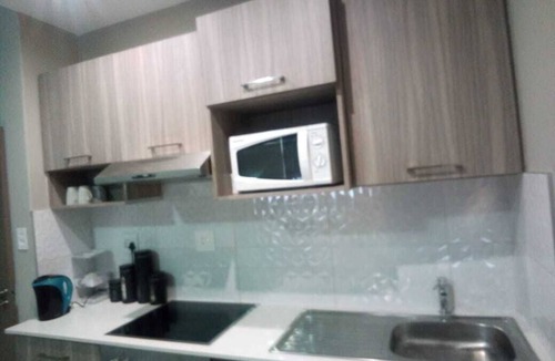 Greater Johannesburg Metropolitan Area Apartment | Central Rosebank Unit