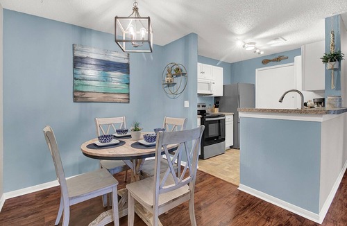 Mount Pleasant Apartment | Centrally located just a short distance to beach and downtown Charleston