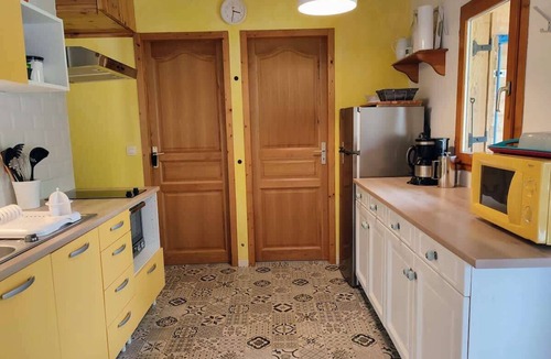 Verthier Ski Chalet | Chalet 7 Cosy Lakeside Cabin by Annecy with Garden and Beach Access