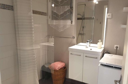 Areches House | Chalet cosy pour 2-3 pers. avec jardin au cœur du village, à 5 min du ski et proche des commerces - FR-1-342-274