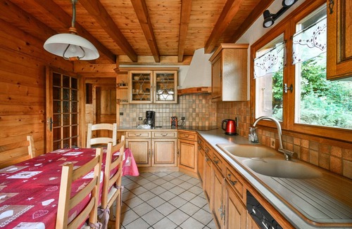 Les Clefs Ski Chalet | Chalet "Denali" with Jacuzzi, Mountain View, Private Terrace, and Wi-Fi