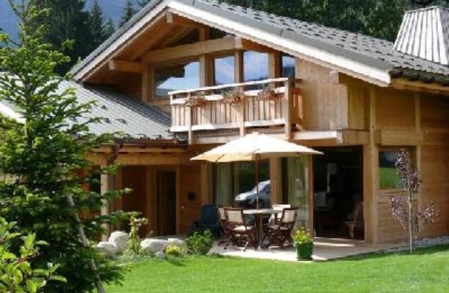 Praz-sur-Arly Ski Chalet | Chalet Edelweiss