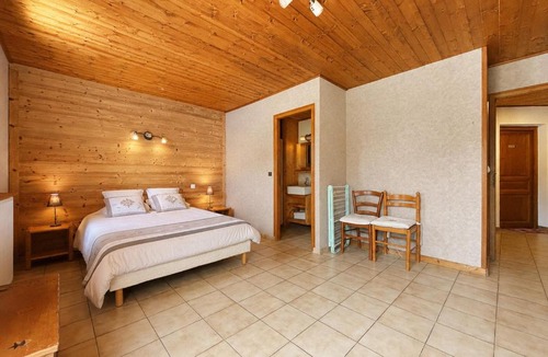 Flumet Ski Chalet | Chalet familial à Flumet, 8 pers, balcons et jardin - FR-1-505-225