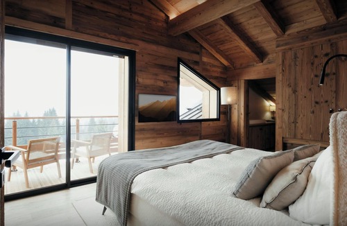 Notre-Dame-de-Bellecombe Ski Chalet | Chalet 1786 - Luxury stay for 11 with heated indoor pool - OVO Network