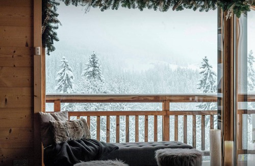 Notre-Dame-de-Bellecombe Ski Chalet | Chalet K - Relaxation stay with sauna, hot tub and terraces - OVO Network