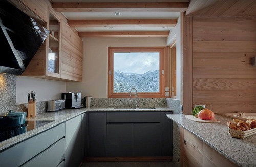 Notre-Dame-de-Bellecombe Ski Chalet | Chalet Gridloup - Wonderful mountain views in every season - OVO Network