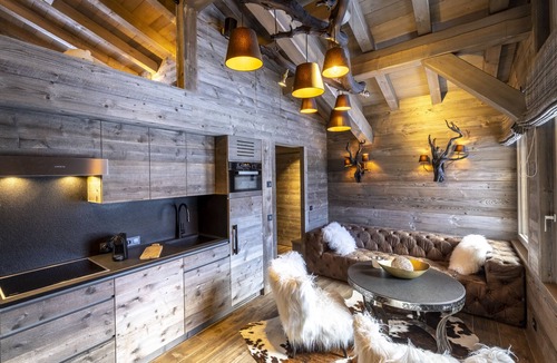 Megeve Ski Chalet | CHALET GRAND PARADIS, comfort, refinement, 7 bedrooms, cinema, SPA, near center