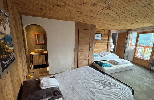 Seez Ski Chalet | Chalet in the heart of the Haute Tarentaise. Sleeps 11-13