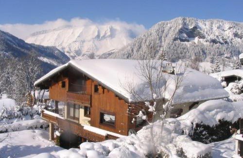 Notre-Dame-de-Bellecombe Ski Chalet | CHALET LA LICORNE 1 - pied des pistes