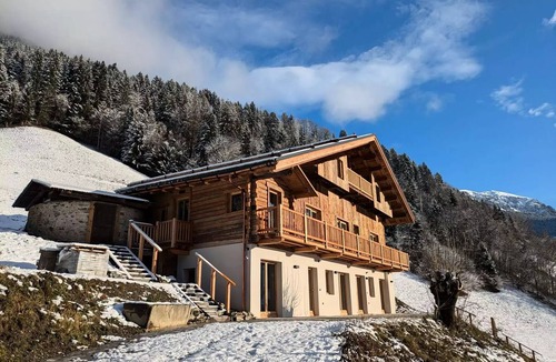 Beaufort Apartment | Chalet Les Cruets - Lodge - View * - 4 bedrooms - 2 bathrooms - 10 people