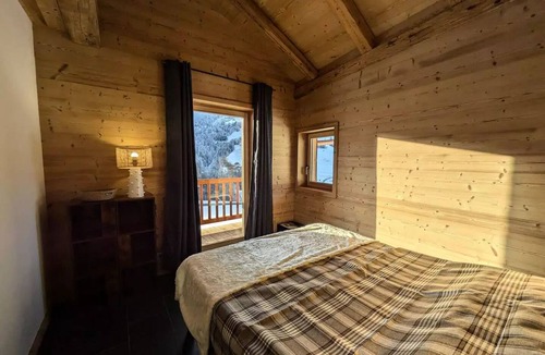 Beaufort Apartment | Chalet Les Cruets - Lodge - View * - 4 bedrooms - 2 bathrooms - 10 people