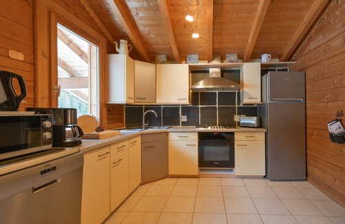 Hauteluce Ski Chalet | Chalet 'Lo Capstoa' with Mountain View, Private Terrace and Wi-Fi