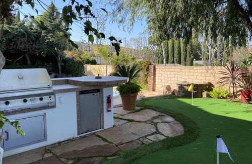 Simi Valley House | Chalet-style Home Perfect for Family - Heated Pool