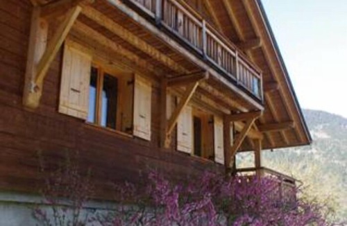 Queige Ski Chalet | Chalet wood comfortable, independent, quiet, with beautiful views of Mont Blanc