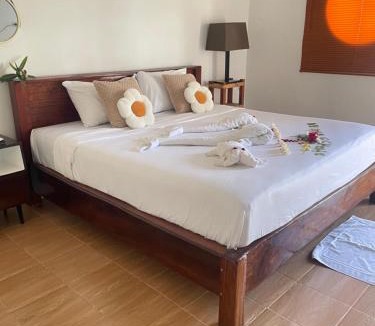 Samut Sakhon Hotel | Chamin Longbeach Bungalow