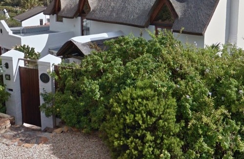 Muizenberg House | Characteristic Cape Home with beautiful views