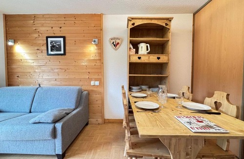 Flumet Apartment | Charmant appartement pour 4 personnes au pied des pistes avec piscine - FR-1-505-110
