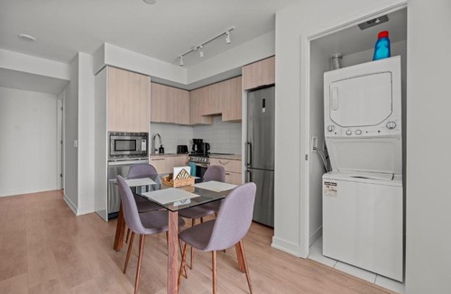 Church and Wellesley Apartment | Charming 1 Bedroom Condo with Balcony DT Toronto