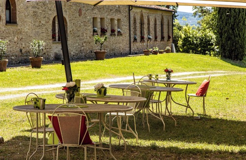 Capannoli Apartment | Charming 2-bedroom apartment with AC and fitness room in Capannoli