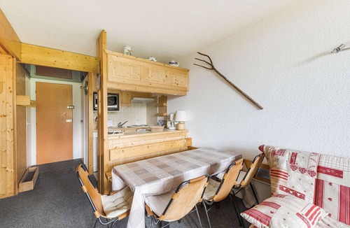 Arc-1800 Apartment | Charming 2-room for 6 in Arcs 1800, near slopes and shops, pets allowed