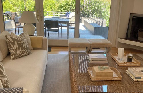 Wainscott House | Charming 3-bedroom house with AC, WiFi and heated pool in lovely Wainscott