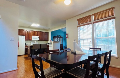Odenton House | Charming 4-bedroom townhome with WiFi and AC in lovely Odenton.