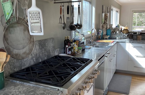 Chevy Chase House | Charming 4-bedroom house in fabulous Chevy Chase with POOL