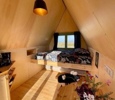 Hem Other | Charming cabin Avondgloed in farmer's orchard