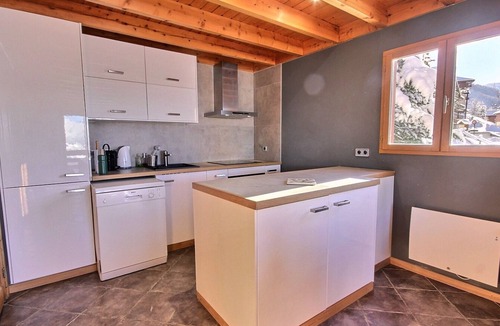 Vallandry Ski Chalet | Charming Chalet in Vallandry, 10 ppl, near slopes, Wifi