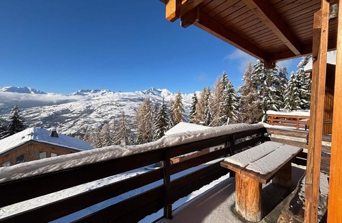 Vallandry Ski Chalet | Charming Chalet in Vallandry, 10 ppl, near slopes, Wifi