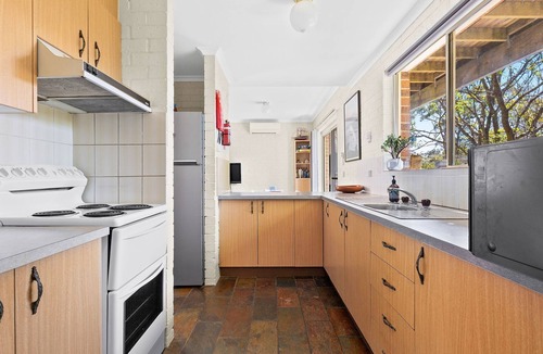 Moruya Heads Apartment | Charming Coastal Apartment in Moruya Heads