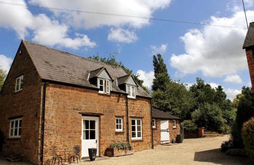 Thorpe House | Charming Cotswold stone cottage in the Oxfordshire countryside