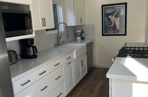Laguna Beach House | Charming Downtown Laguna Beach Cottage-beach across street/town 1 block