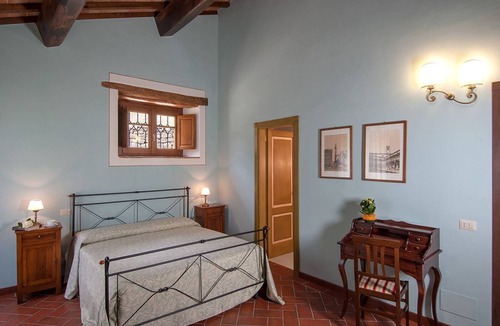 Starda House | charming hamlett with private ool, ideal place for vacation with friends